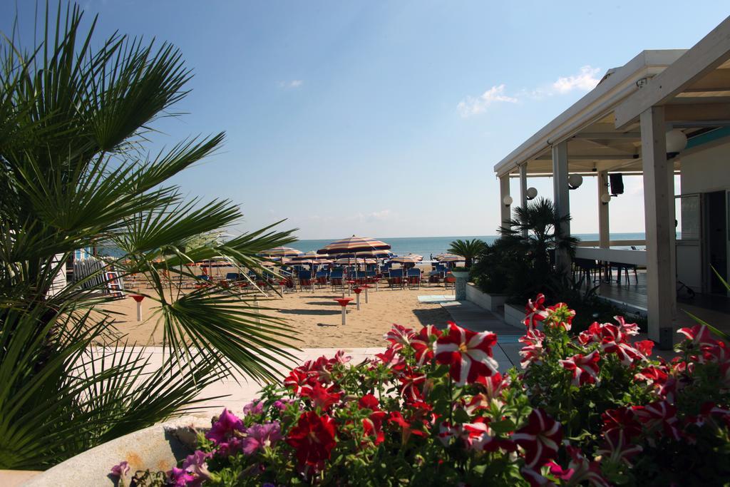 Bikini Hotel Vieste Ngoại thất bức ảnh