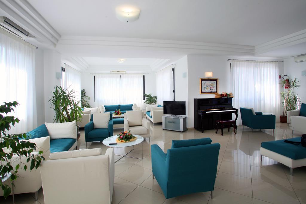 Bikini Hotel Vieste Ngoại thất bức ảnh